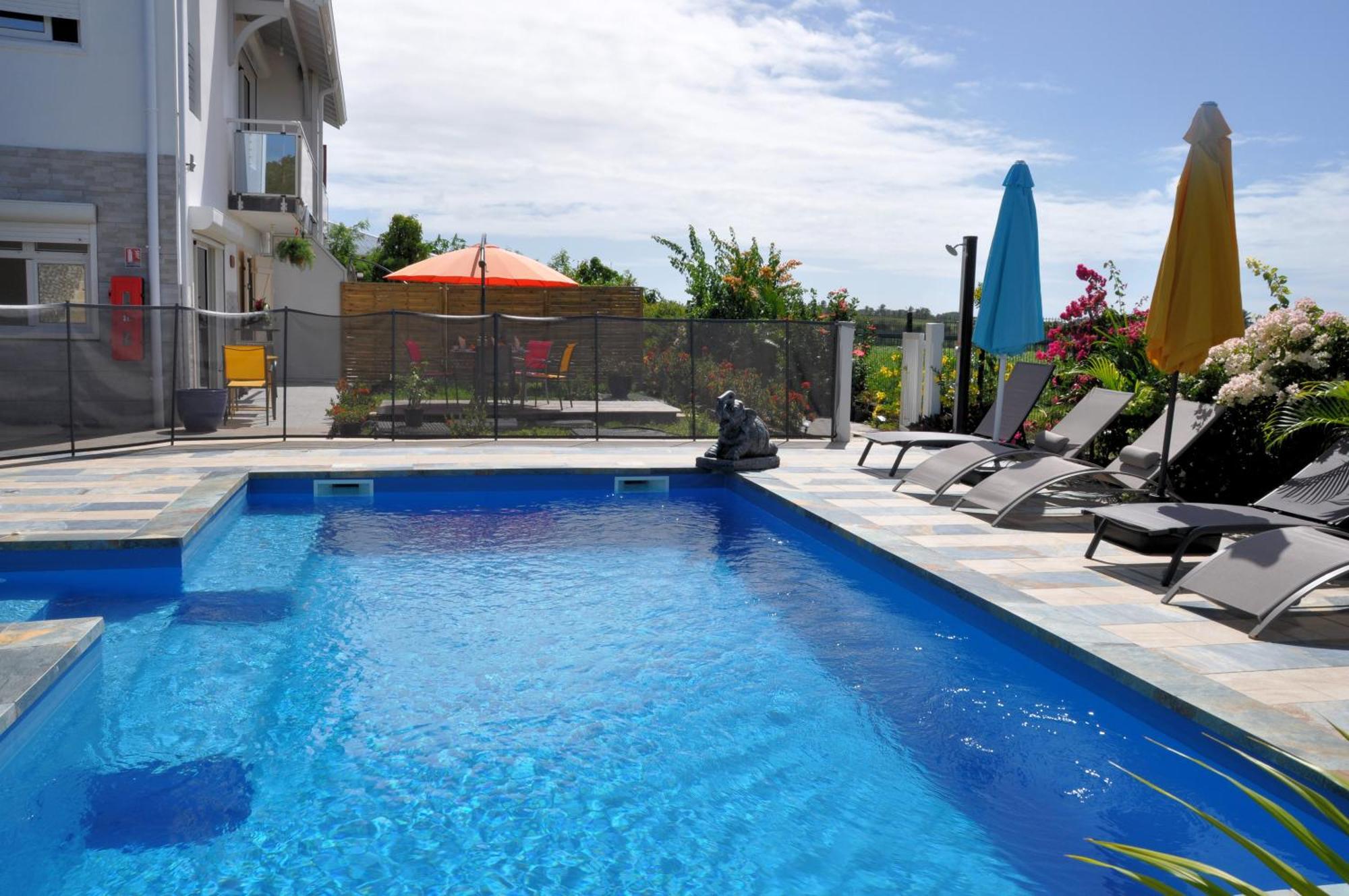 L'Eden De Josephine Apartment เลอ มูเล่ ภายนอก รูปภาพ